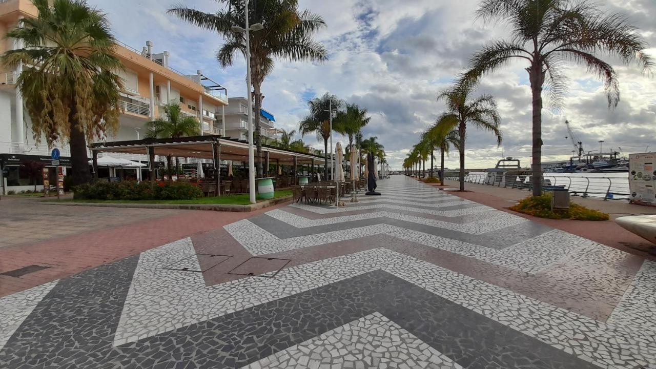 Apartamento Piso Casa Reina Un lugar cerca del mar y el puerto Gandía Exterior foto